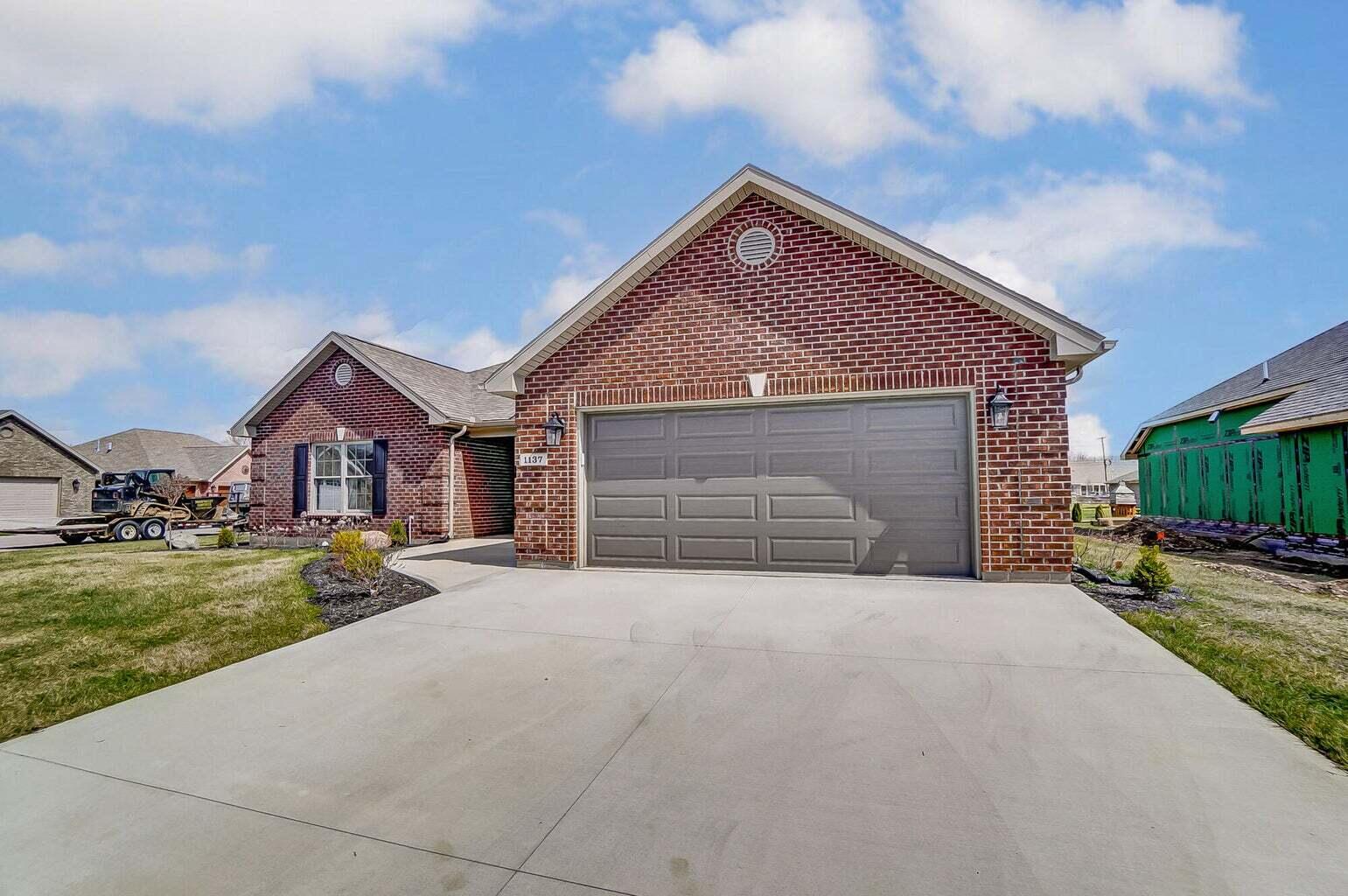 1137 Auburn Street, Troy, Ohio 45373