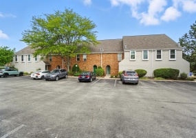 106 Ticonderoga Drive, Westerville, Ohio 43081, 2 Bedrooms Bedrooms, ,2 BathroomsBathrooms,Residential,For Sale,Ticonderoga,1041422