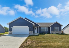 115 Village Parkway, Jackson Center, Ohio, 3 Bedrooms Bedrooms, ,2 BathroomsBathrooms,Residential,For Sale,Village,308258