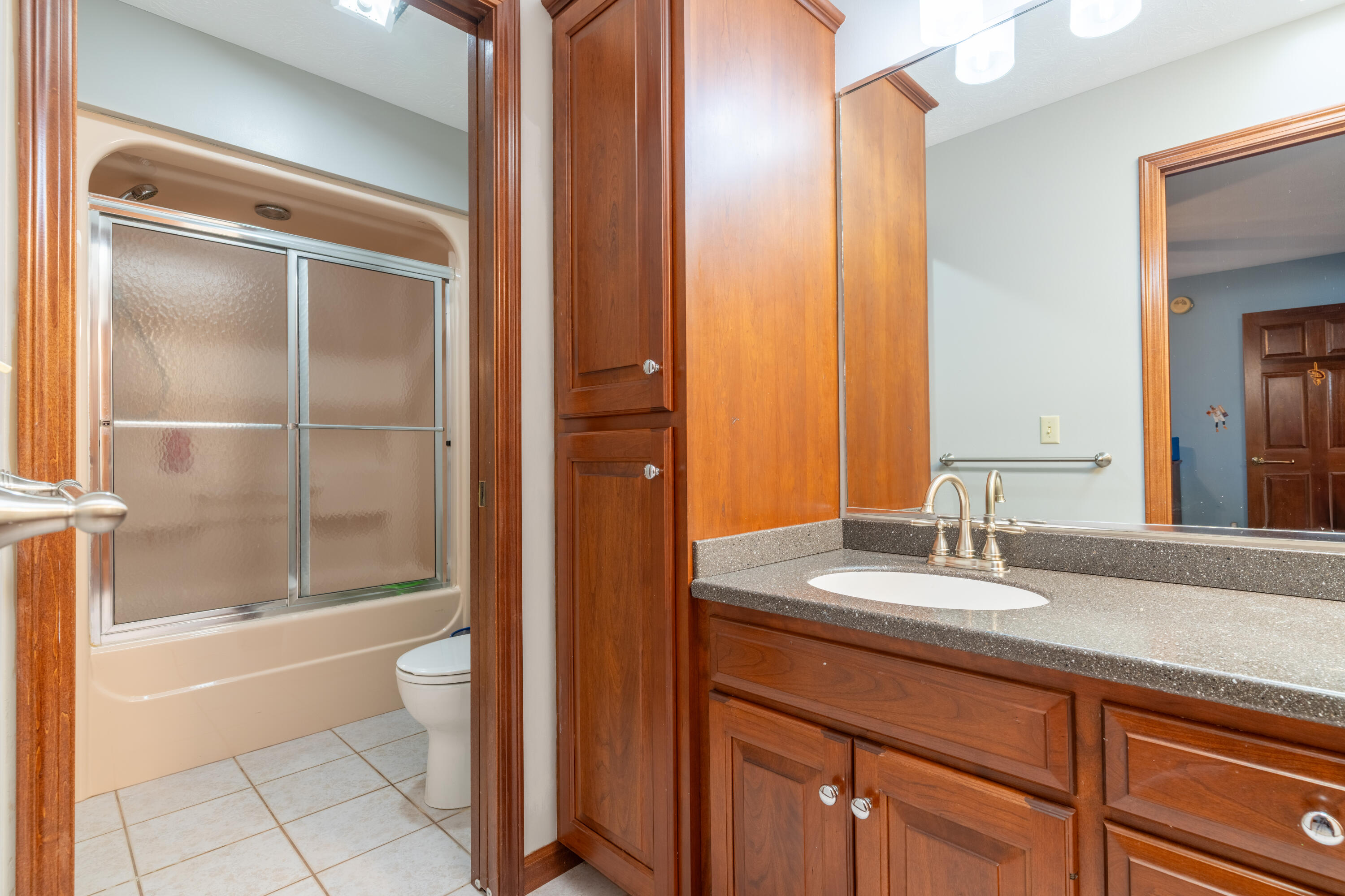 2349 Brierwood Trail, Sidney, Ohio 45365