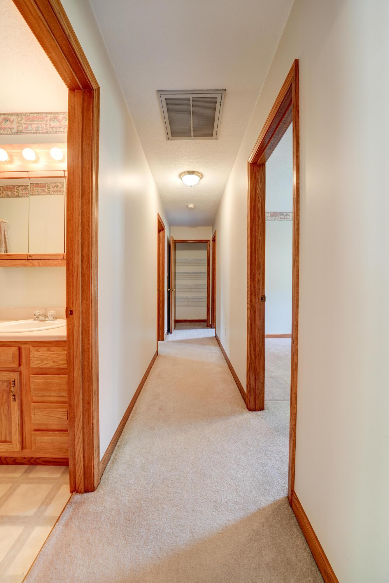 947 Brighton Drive, Greenville, Ohio 45331