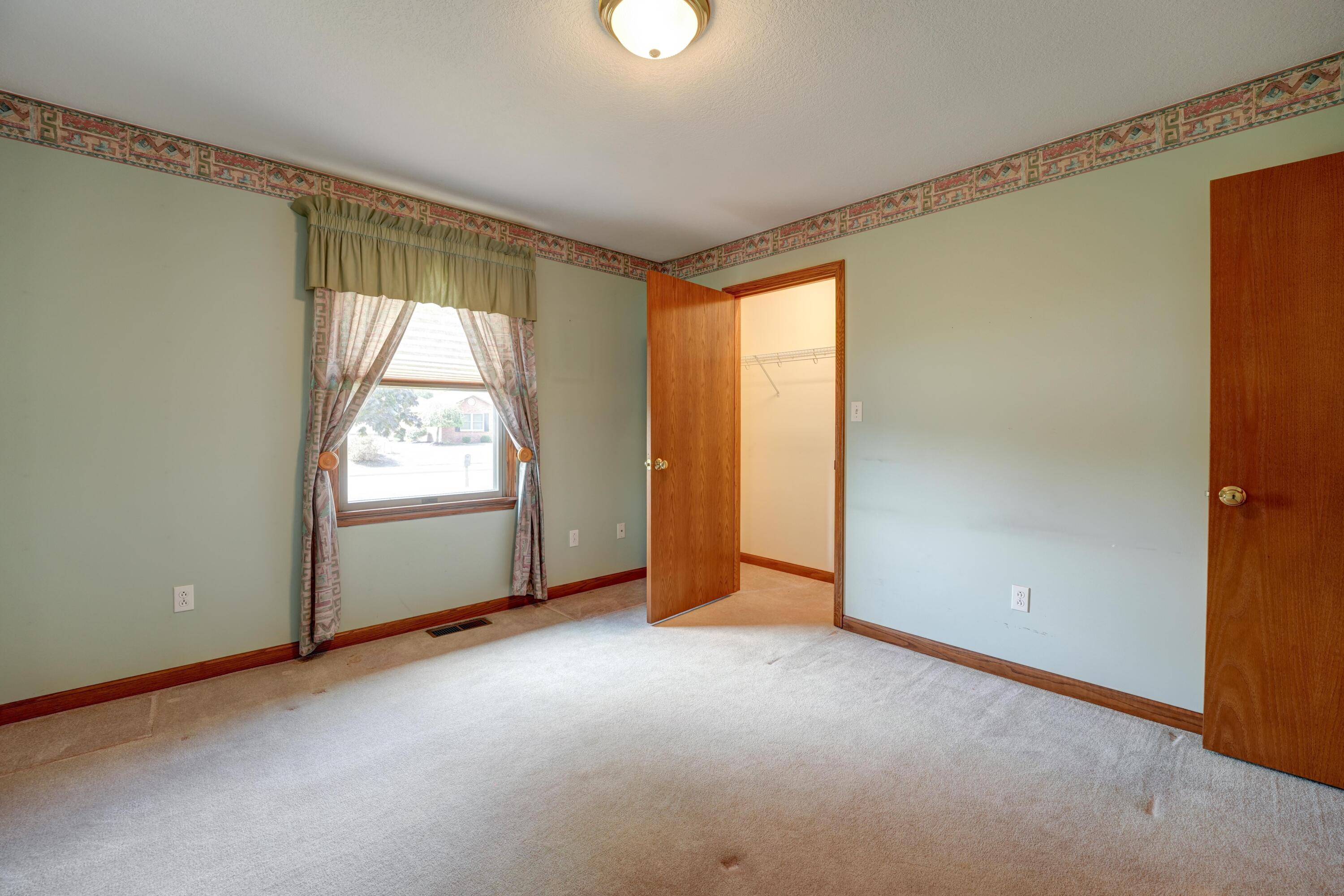 947 Brighton Drive, Greenville, Ohio 45331
