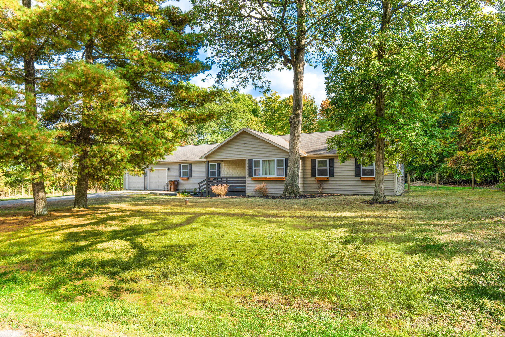 6836 County Road 101, Belle Center, Ohio 43310