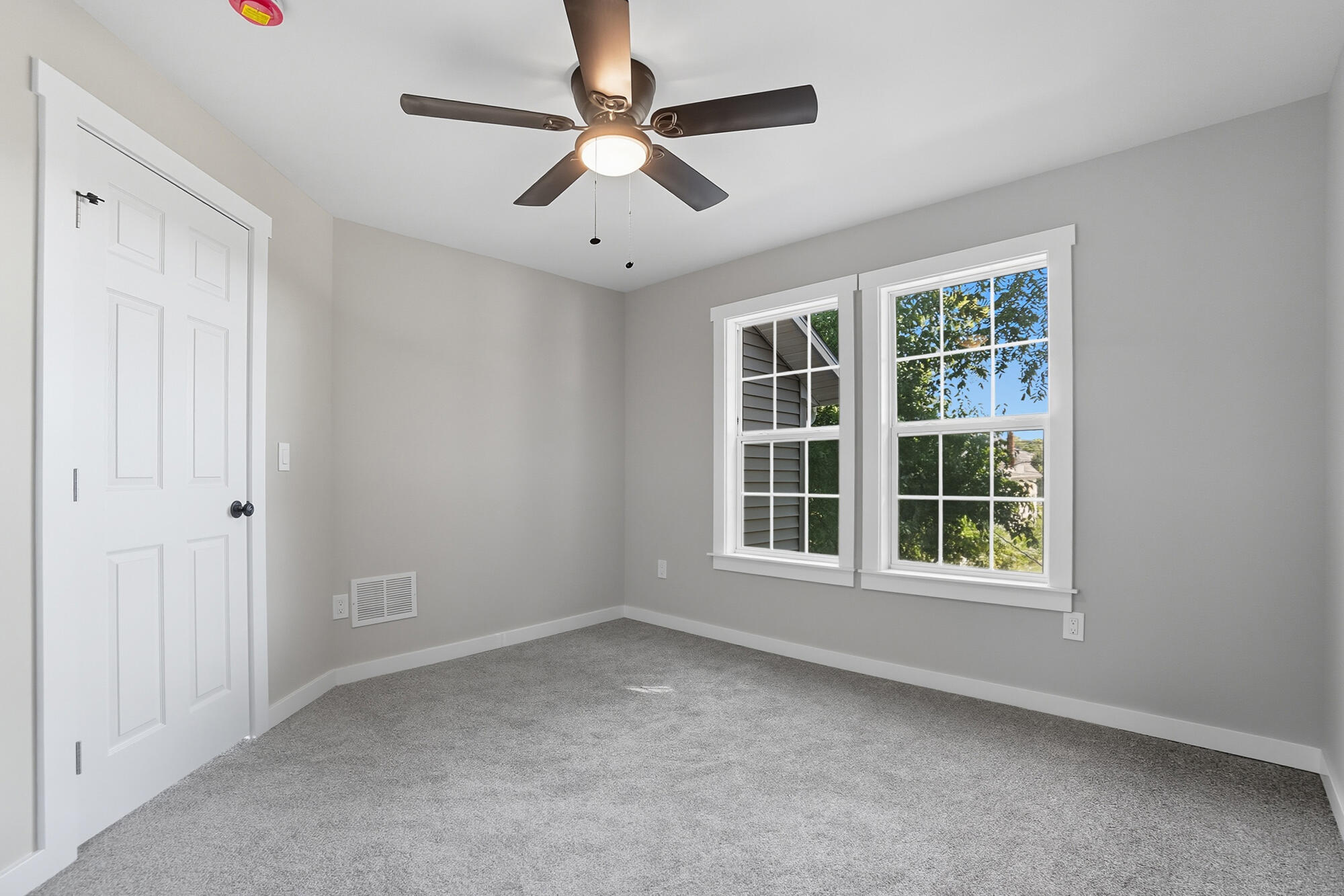 210 Oakley Avenue, Columbus, Ohio 43204