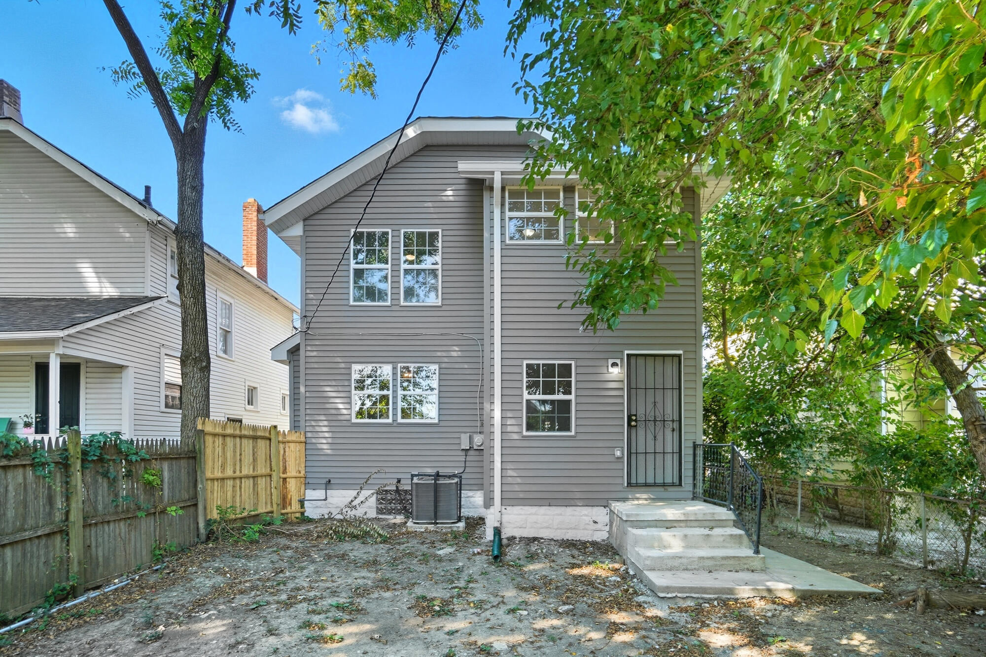 210 Oakley Avenue, Columbus, Ohio 43204