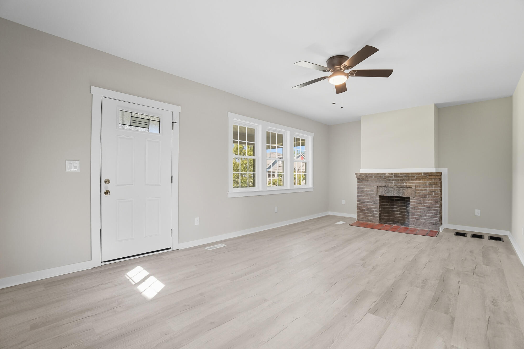 210 Oakley Avenue, Columbus, Ohio 43204