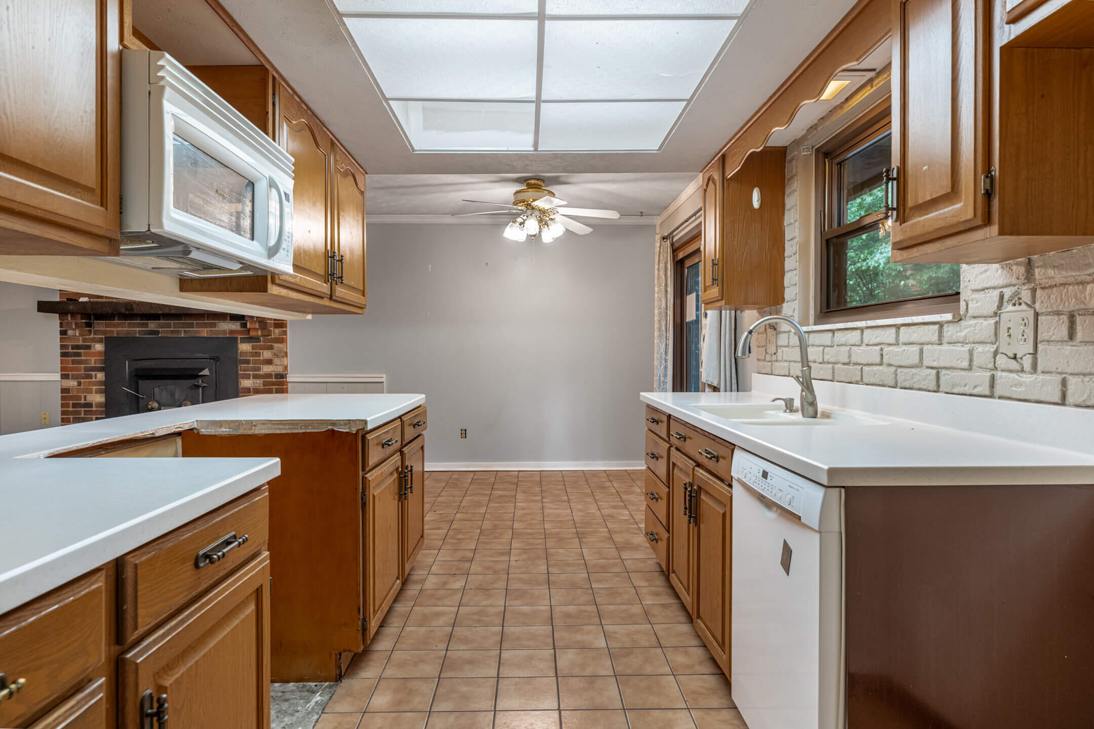 2006 Washington Creek Lane, Dayton, Ohio 45458