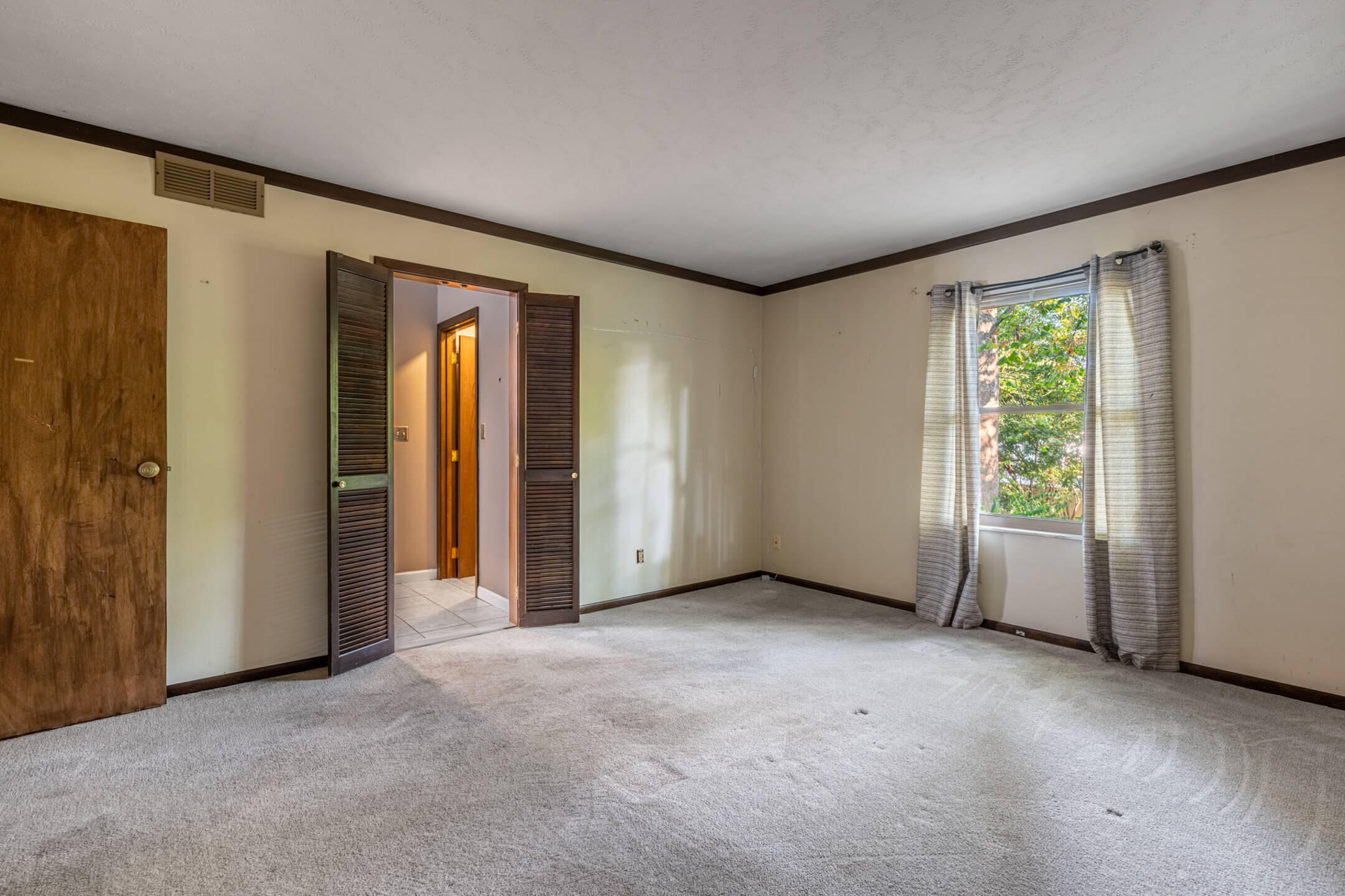 2006 Washington Creek Lane, Dayton, Ohio 45458