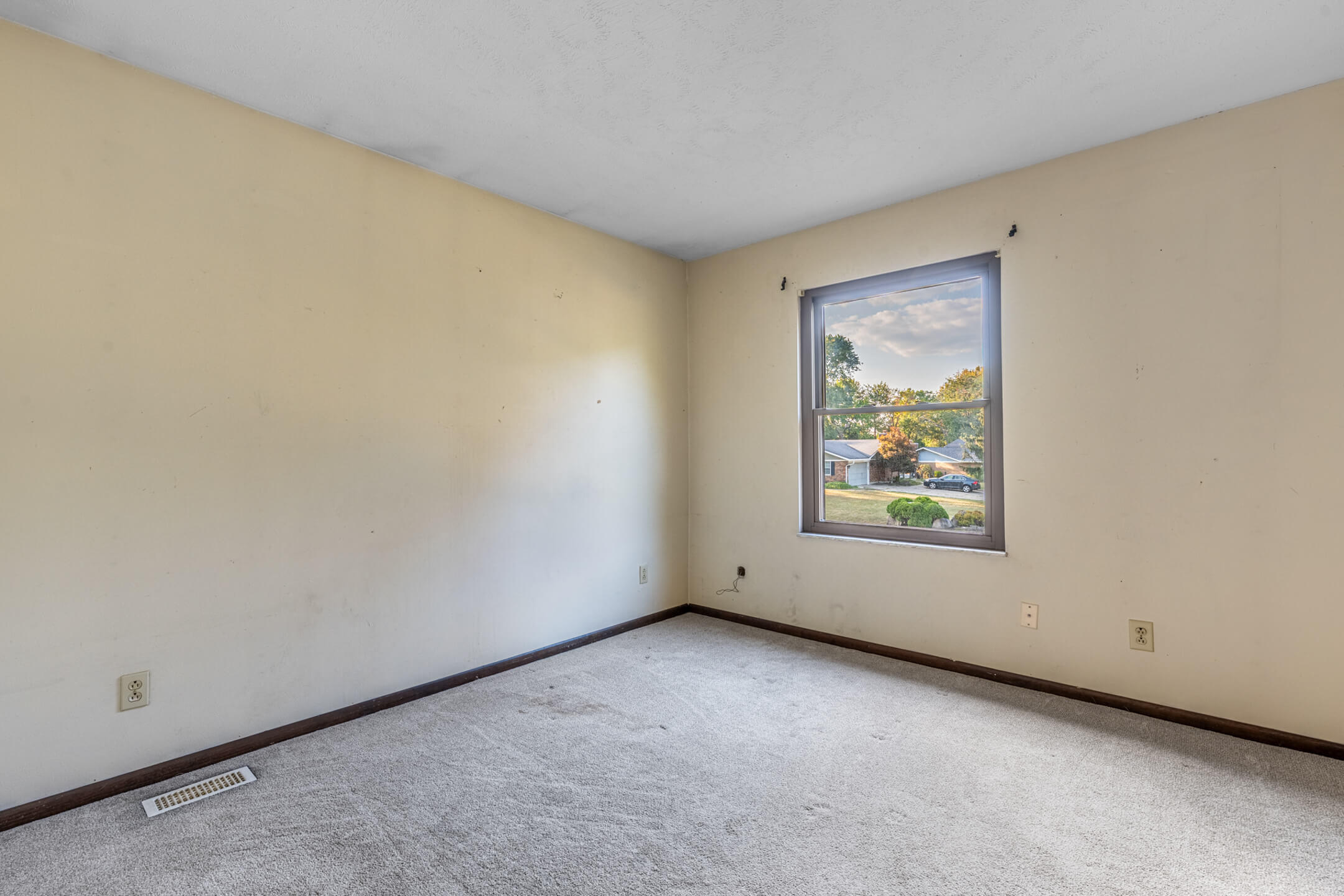 2006 Washington Creek Lane, Dayton, Ohio 45458