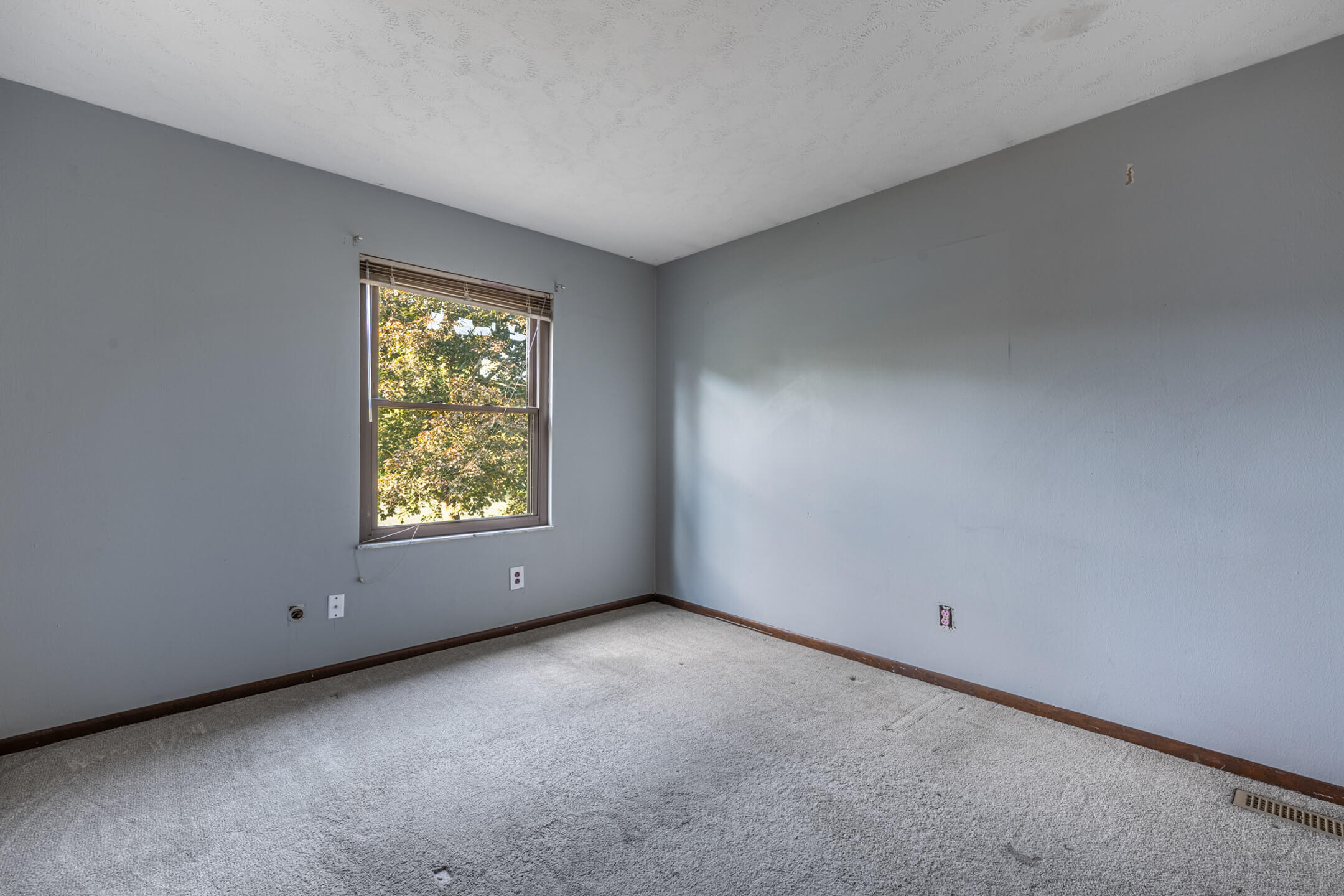 2006 Washington Creek Lane, Dayton, Ohio 45458