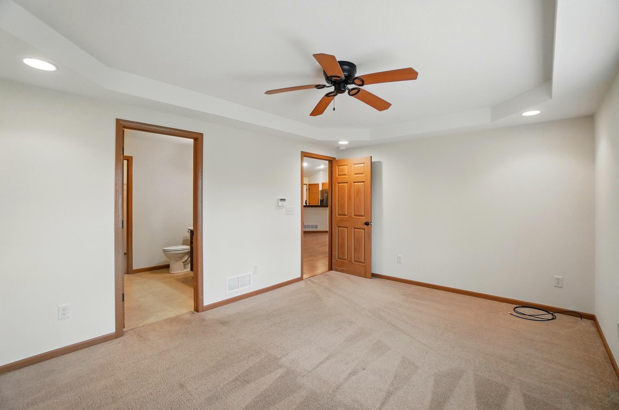 155 Eagles Point, Lima, Ohio 45805