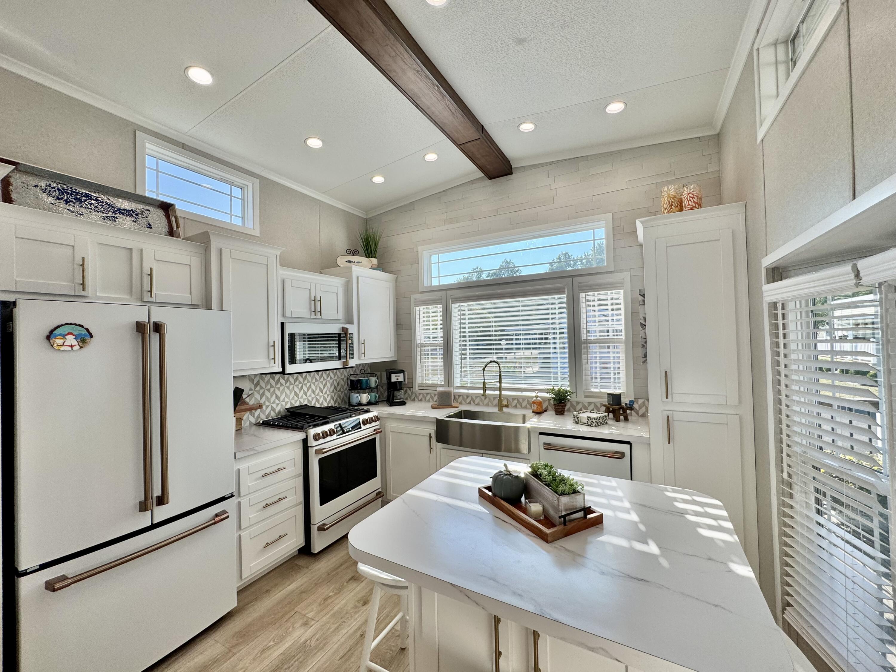 11377 Township Road 266, Lakeview, Ohio 43331