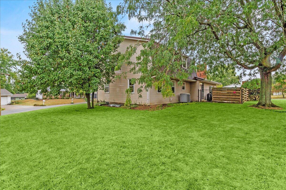 516 Hilltop Drive, Bellefontaine, Ohio 43311