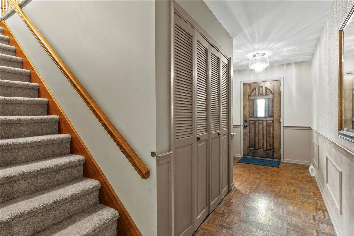 516 Hilltop Drive, Bellefontaine, Ohio 43311