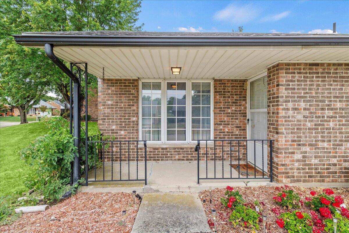 2137 Manhattan Boulevard, Springfield, Ohio 45504