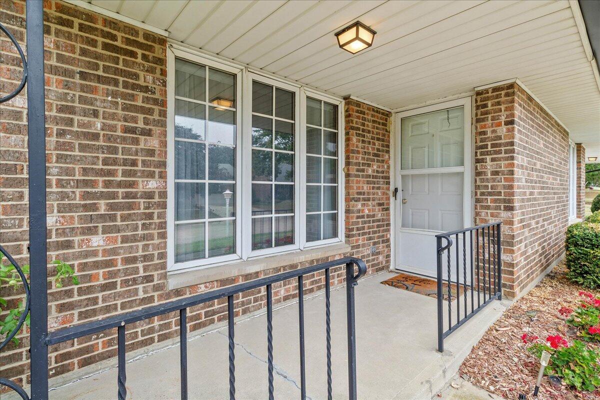 2137 Manhattan Boulevard, Springfield, Ohio 45504