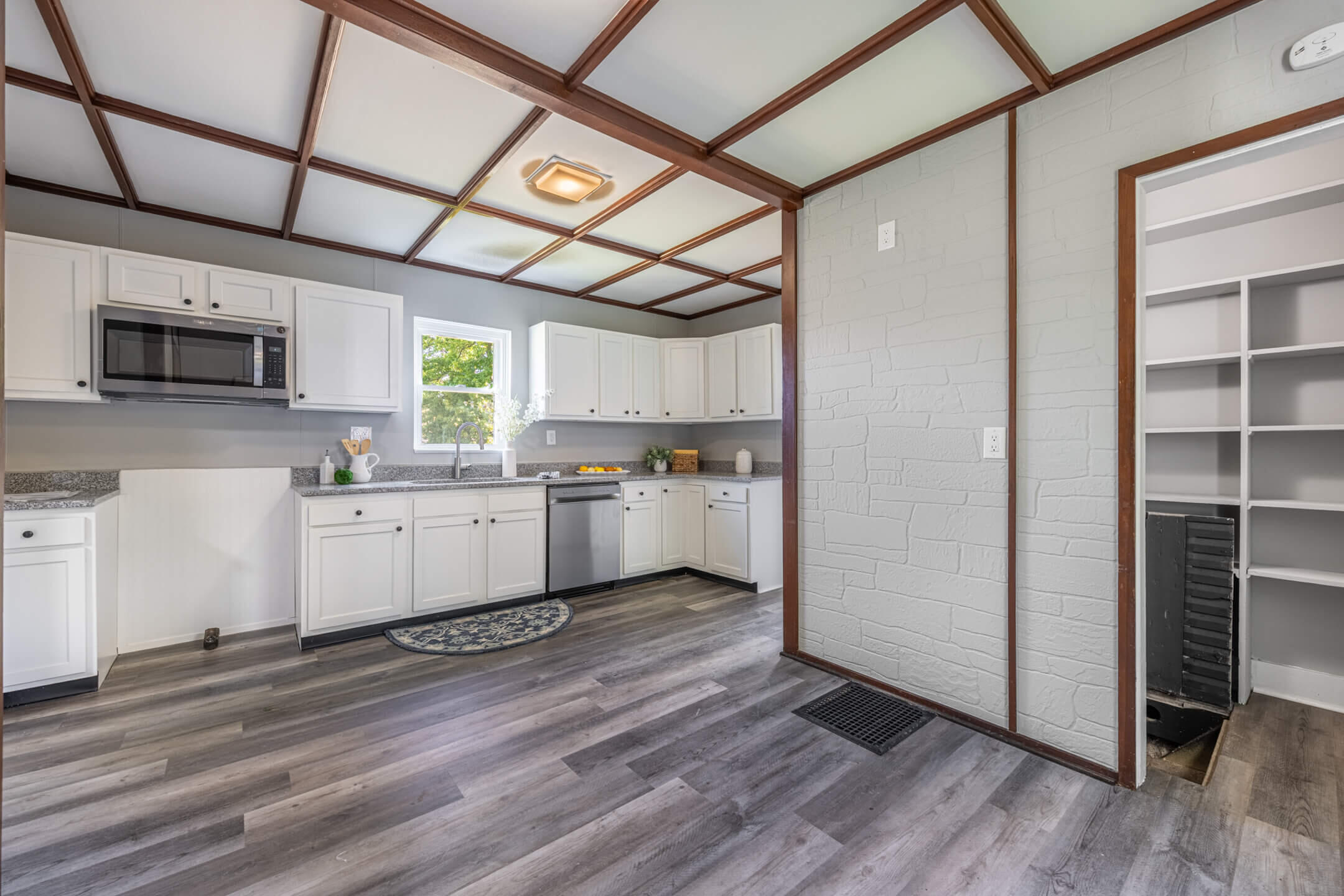 2642 Springfield Xenia Road, Springfield, Ohio 45506