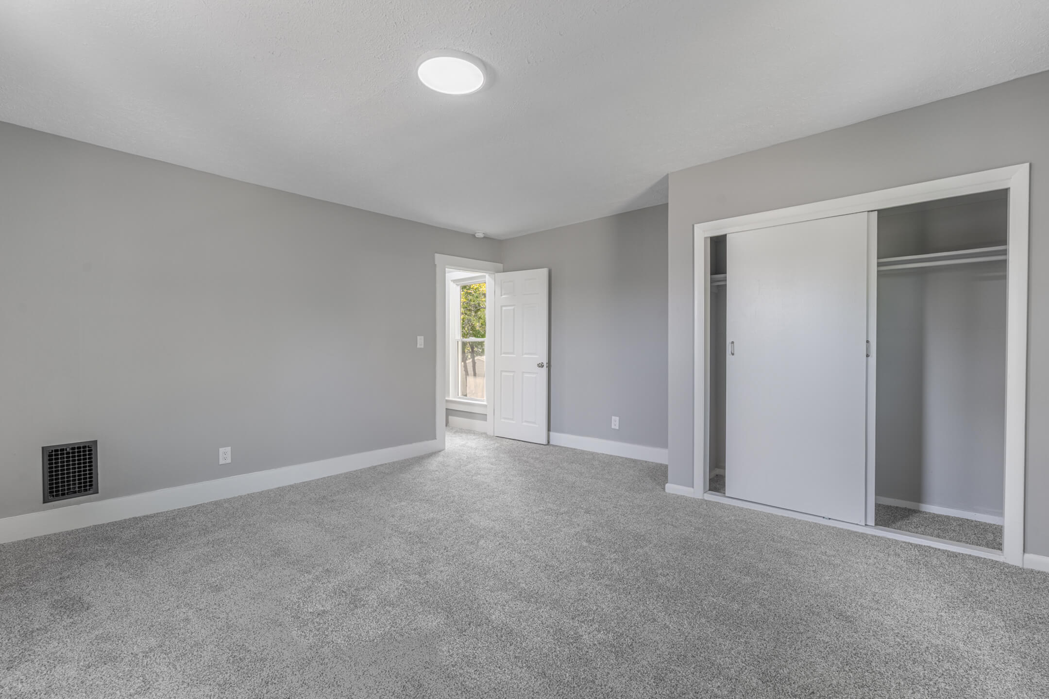 2642 Springfield Xenia Road, Springfield, Ohio 45506