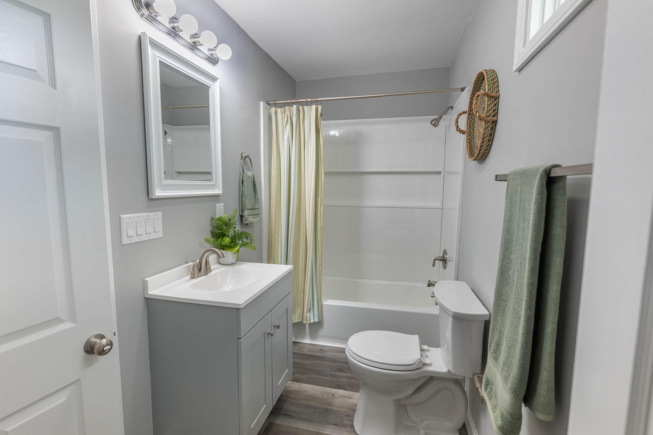 2642 Springfield Xenia Road, Springfield, Ohio 45506