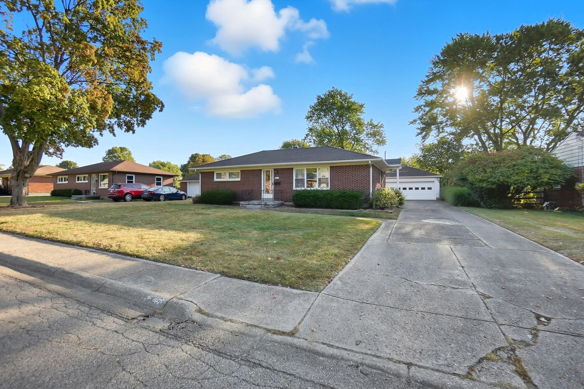 2524 Home Orchard Drive, Springfield, Ohio 45503