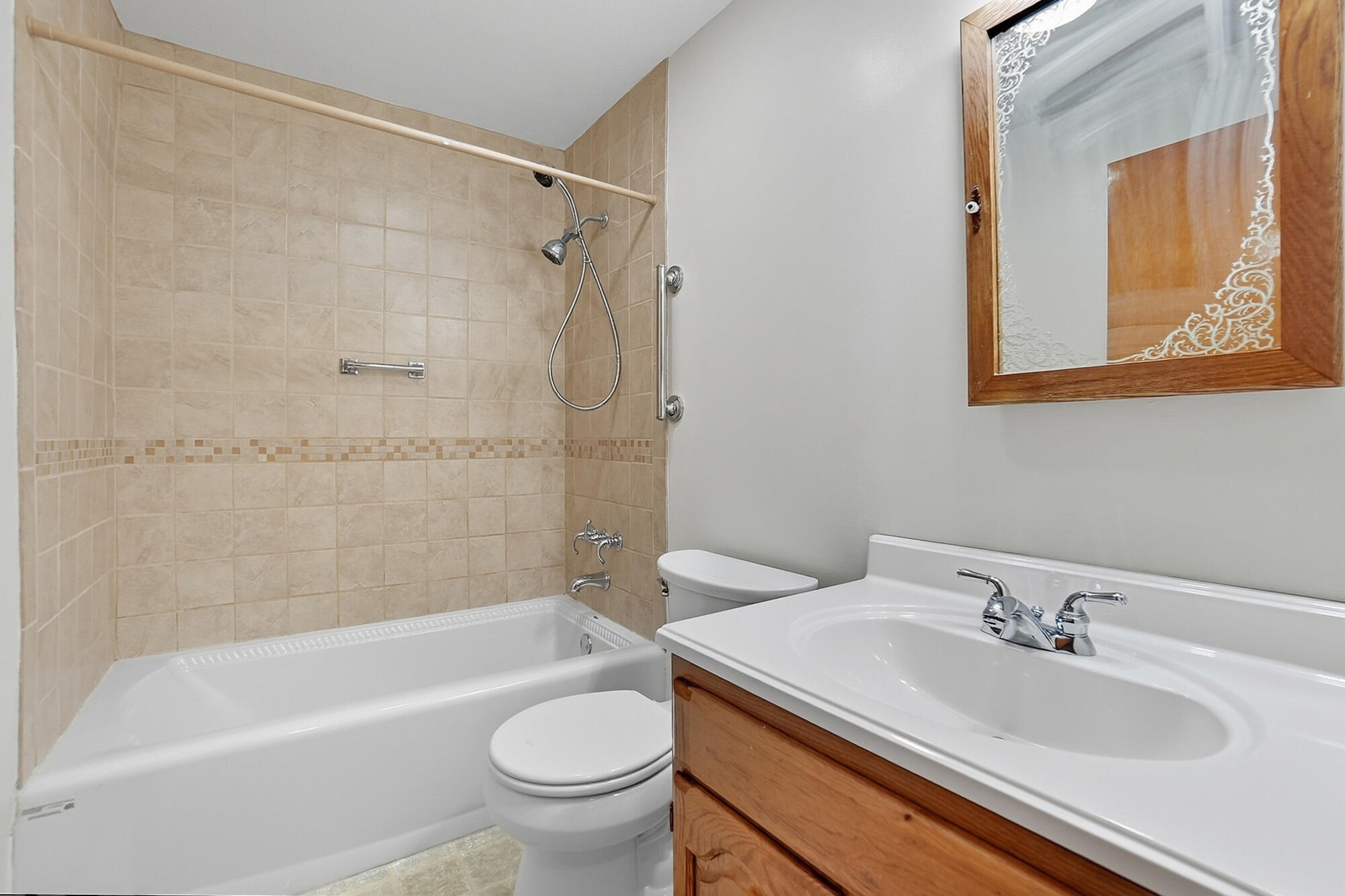 2524 Home Orchard Drive, Springfield, Ohio 45503