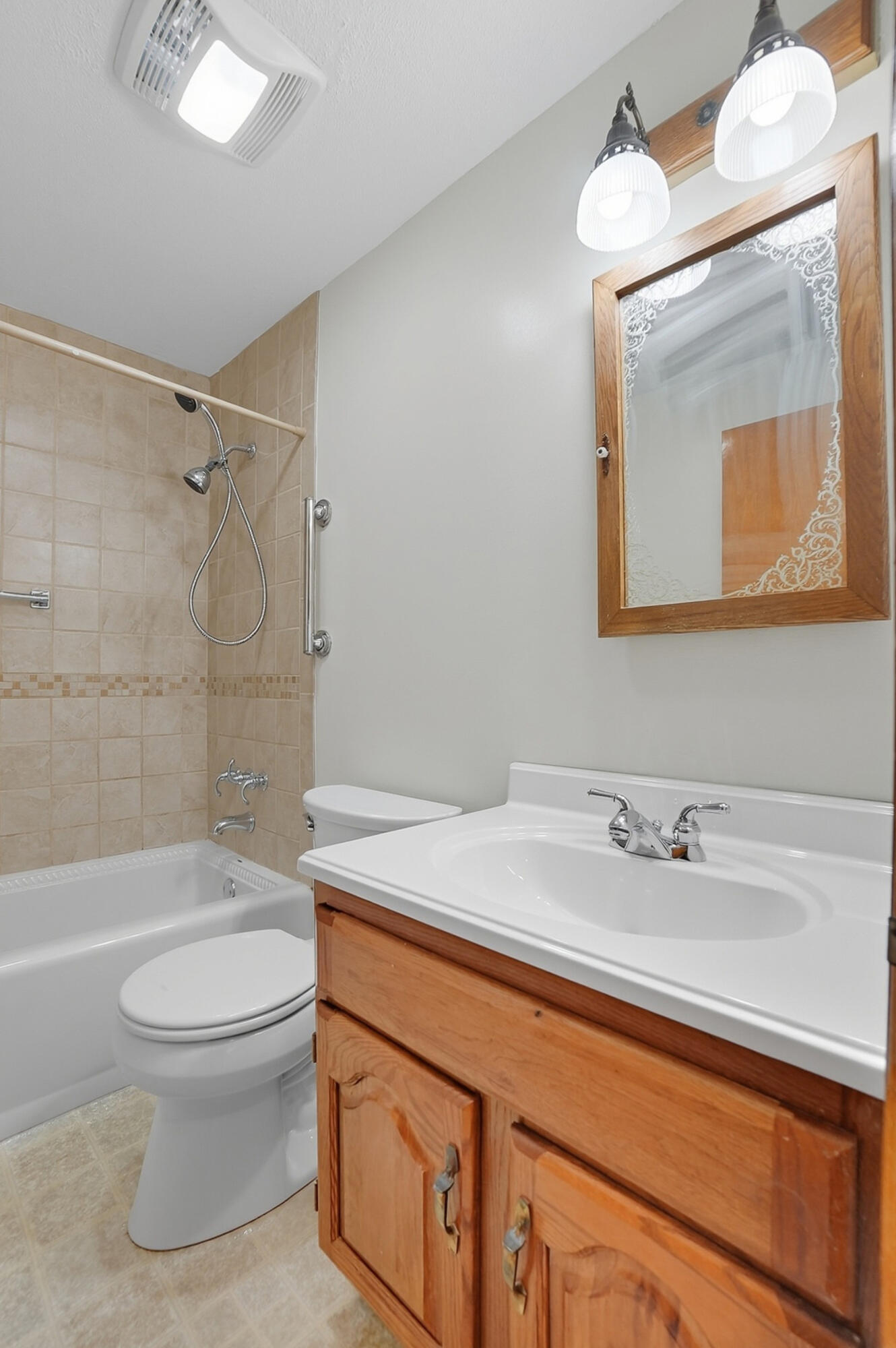 2524 Home Orchard Drive, Springfield, Ohio 45503