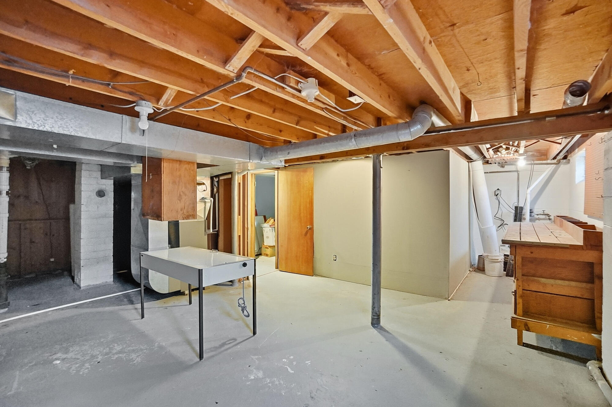 2524 Home Orchard Drive, Springfield, Ohio 45503