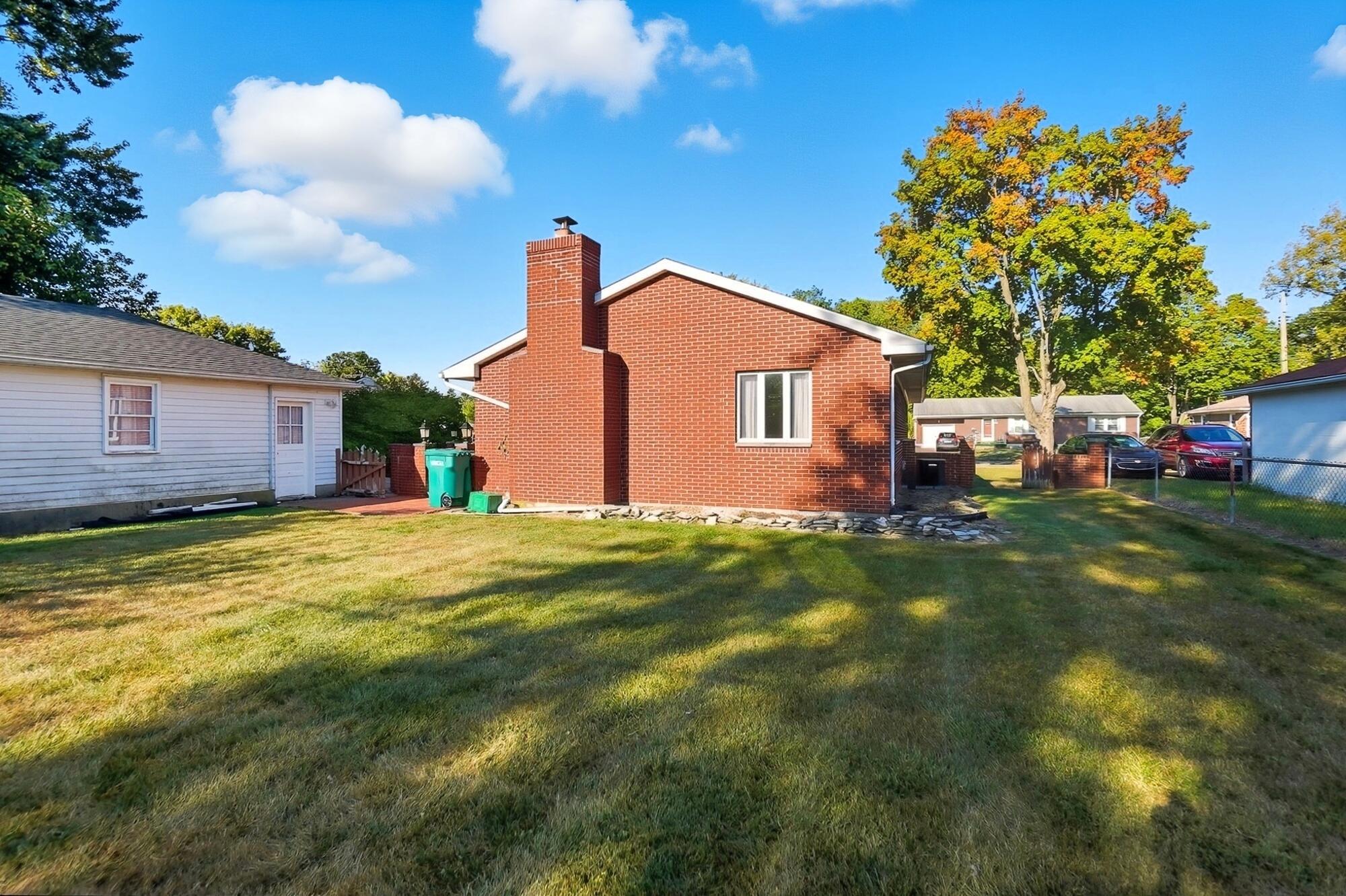 2524 Home Orchard Drive, Springfield, Ohio 45503