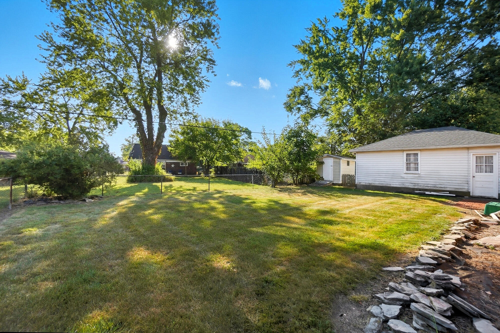 2524 Home Orchard Drive, Springfield, Ohio 45503