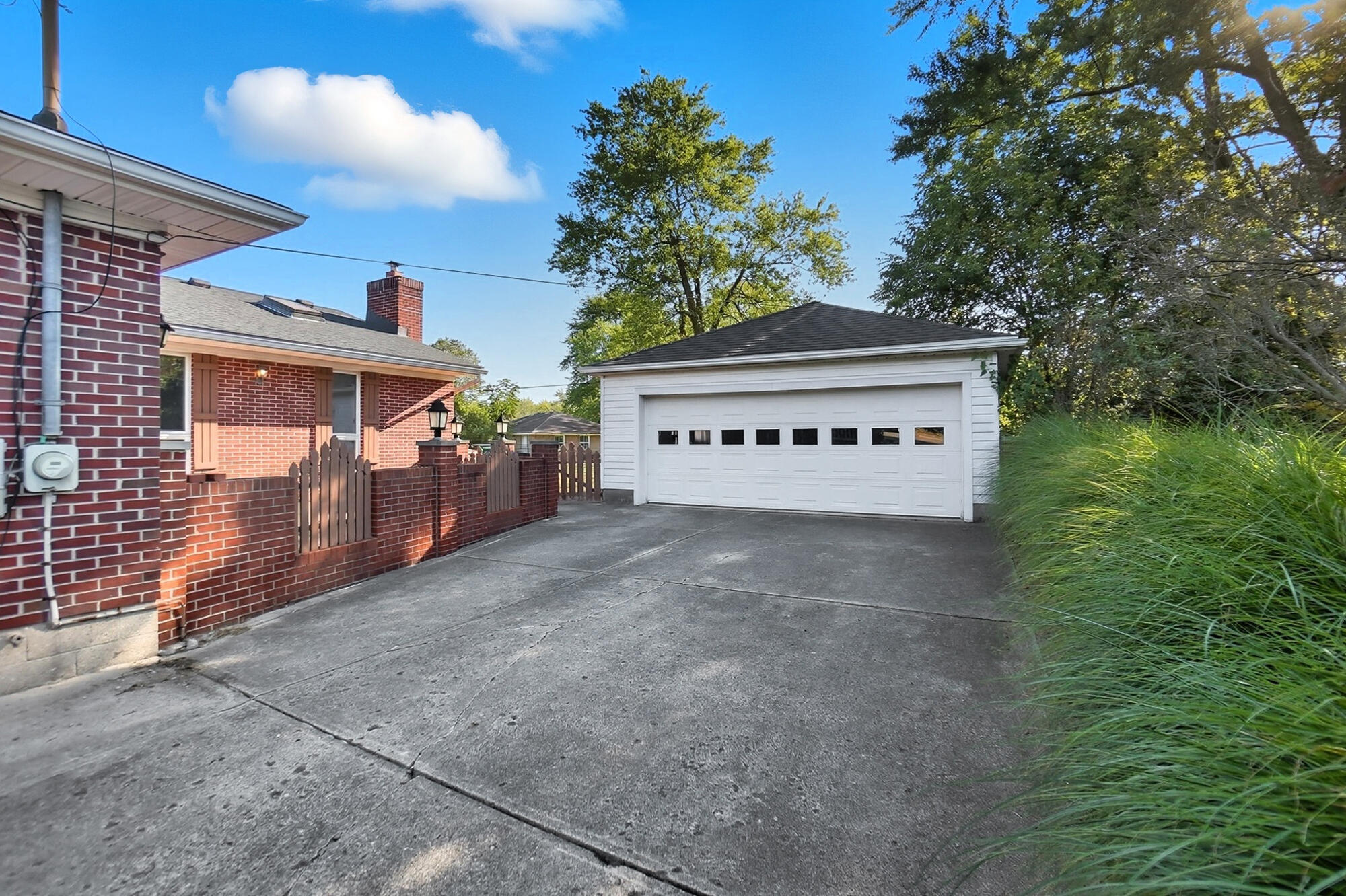 2524 Home Orchard Drive, Springfield, Ohio 45503