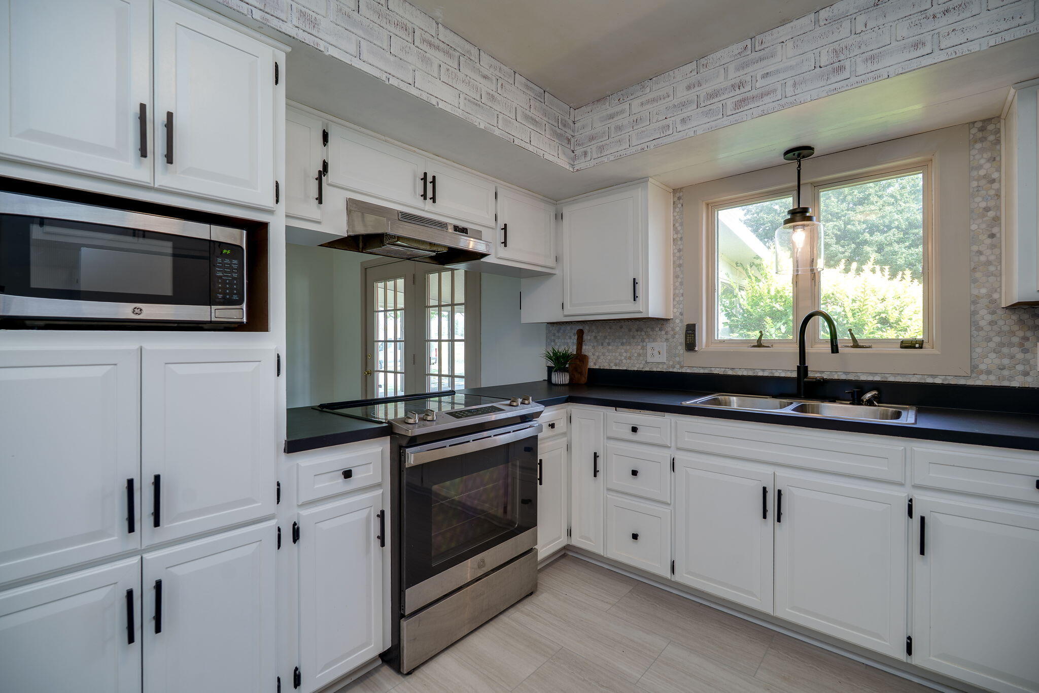 1810 Old Mill Road, Springfield, Ohio 45502