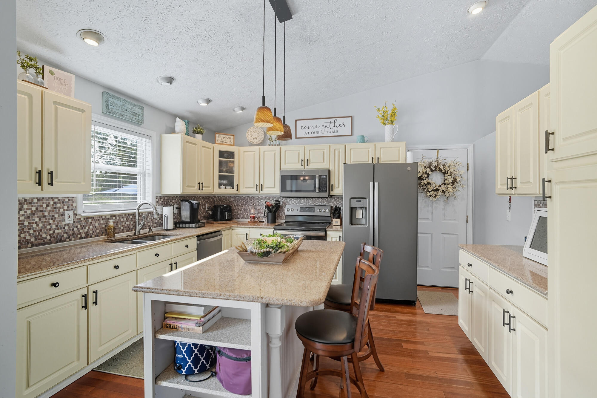 2558 Stoney Creek Street, Springfield, Ohio 45504