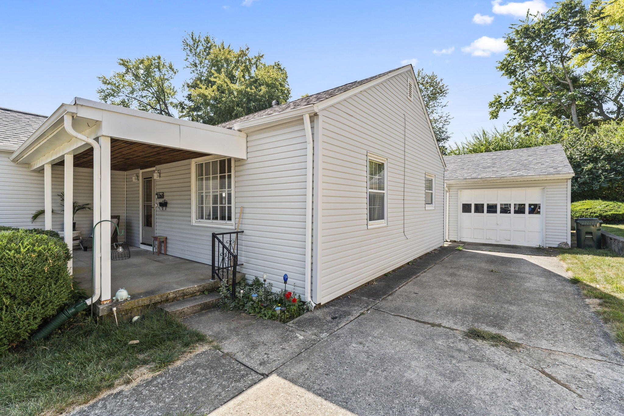 1260 York Lane, Troy, Ohio 45373