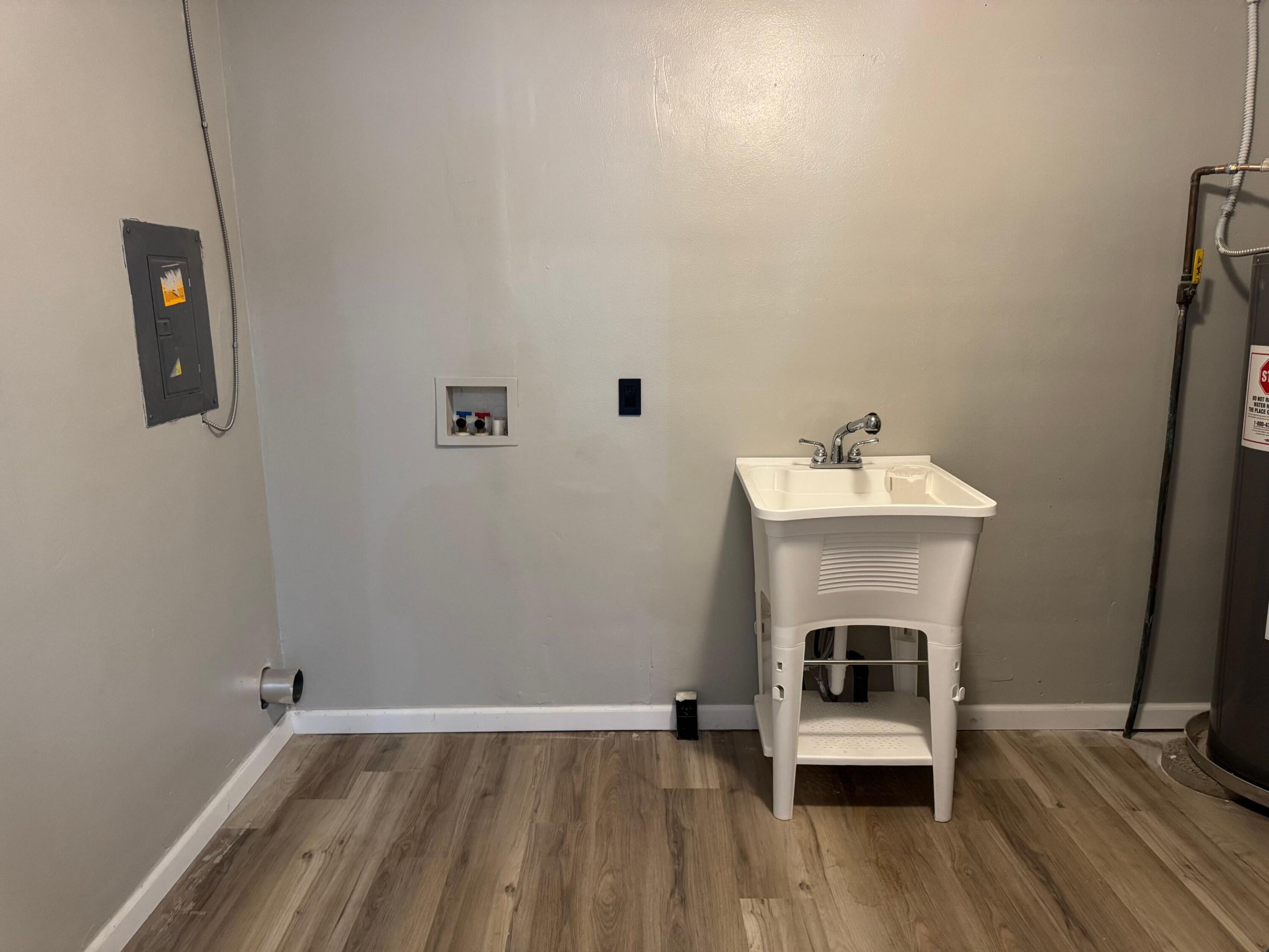 4320 West Charleston Road, Tipp City, Ohio 45371