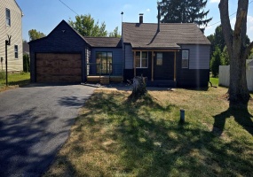 4320 West Charleston Road, Tipp City, Ohio 45371, 3 Bedrooms Bedrooms, ,2 BathroomsBathrooms,Residential,For Sale,West Charleston,1041505