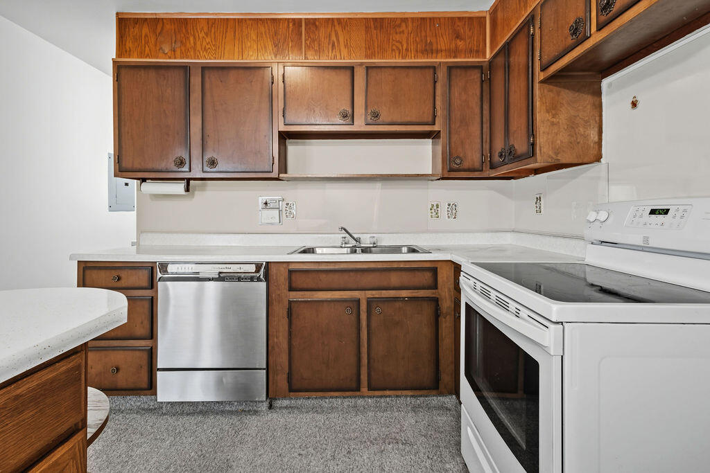 806 Candlewood Boulevard, Piqua, Ohio 45356