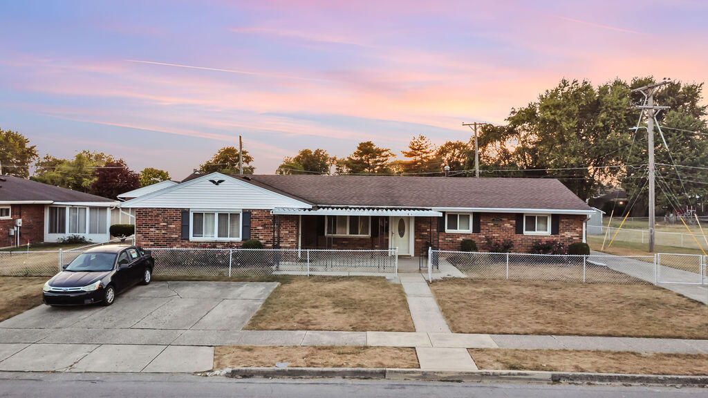 806 Candlewood Boulevard, Piqua, Ohio 45356