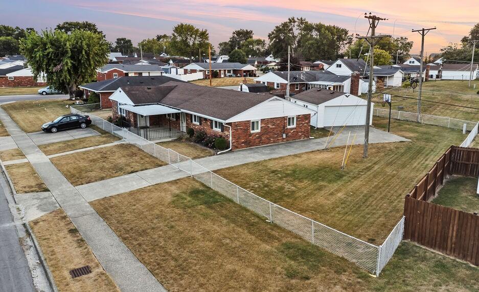 806 Candlewood Boulevard, Piqua, Ohio 45356