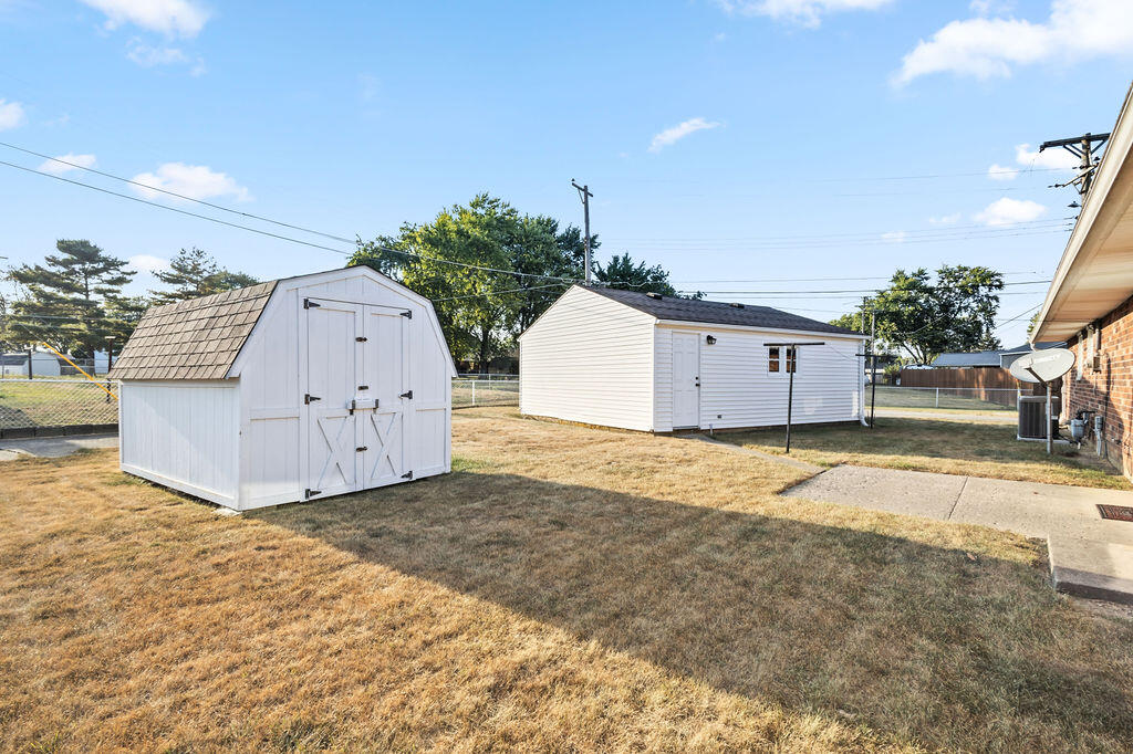 806 Candlewood Boulevard, Piqua, Ohio 45356