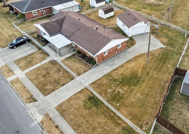 806 Candlewood Boulevard, Piqua, Ohio 45356