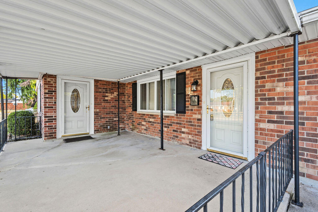 806 Candlewood Boulevard, Piqua, Ohio 45356