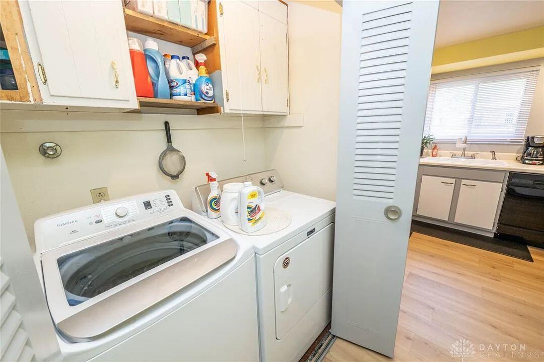 3154 Sherwood Park Drive, Springfield, Ohio 45505