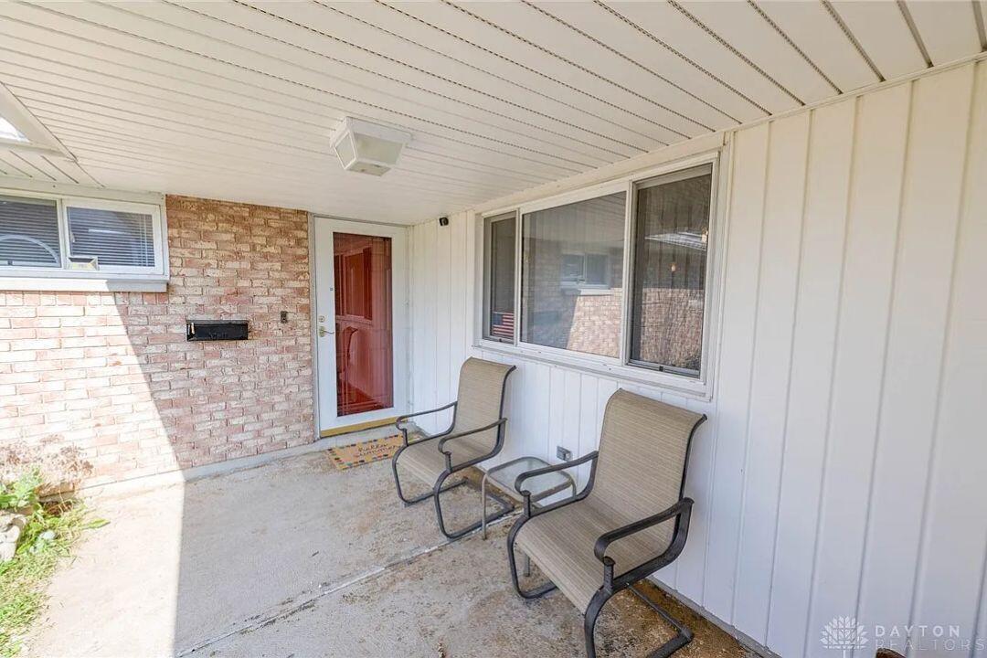 3154 Sherwood Park Drive, Springfield, Ohio 45505