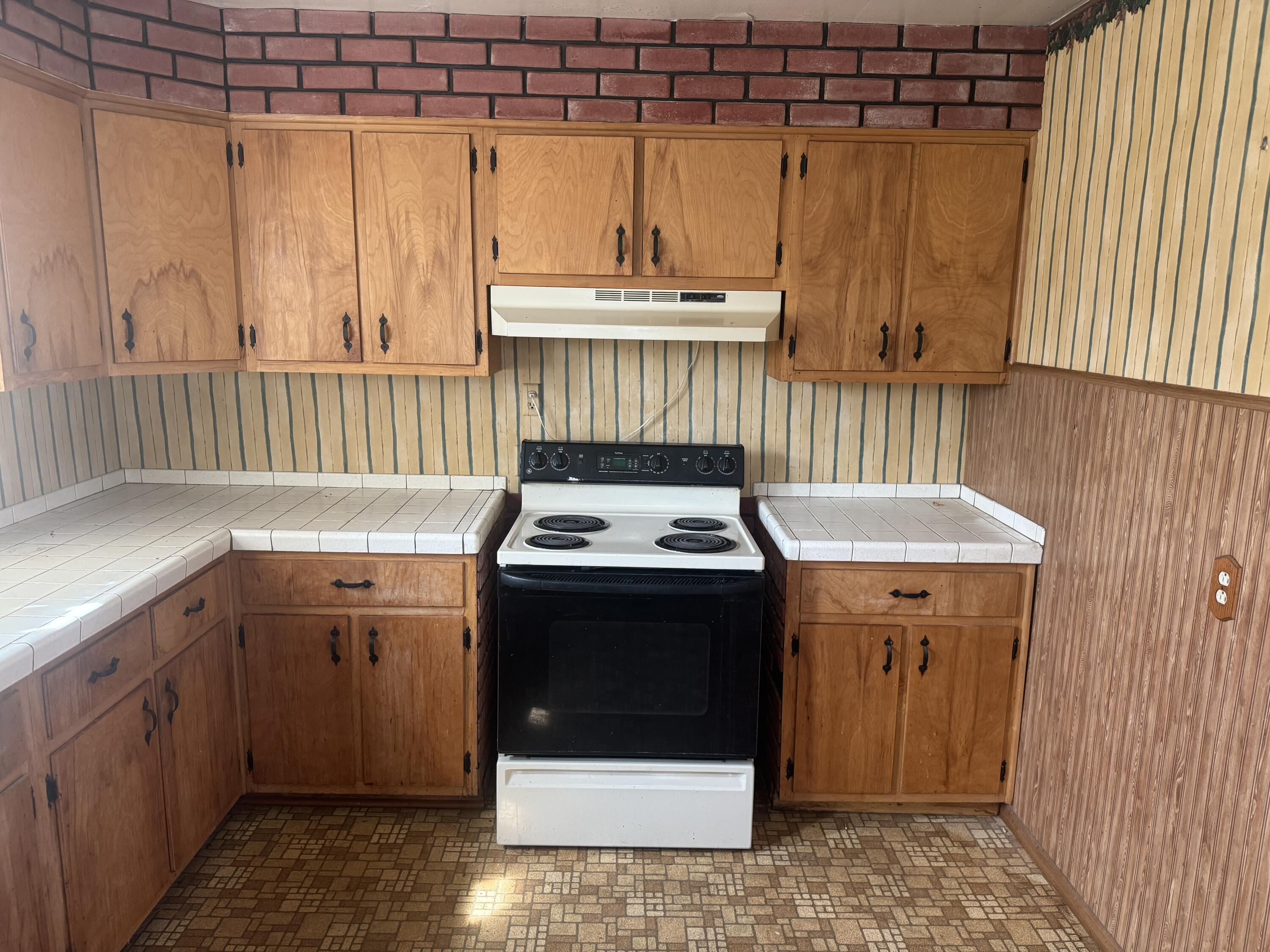 1915 Kenwood Avenue, Springfield, Ohio 45505