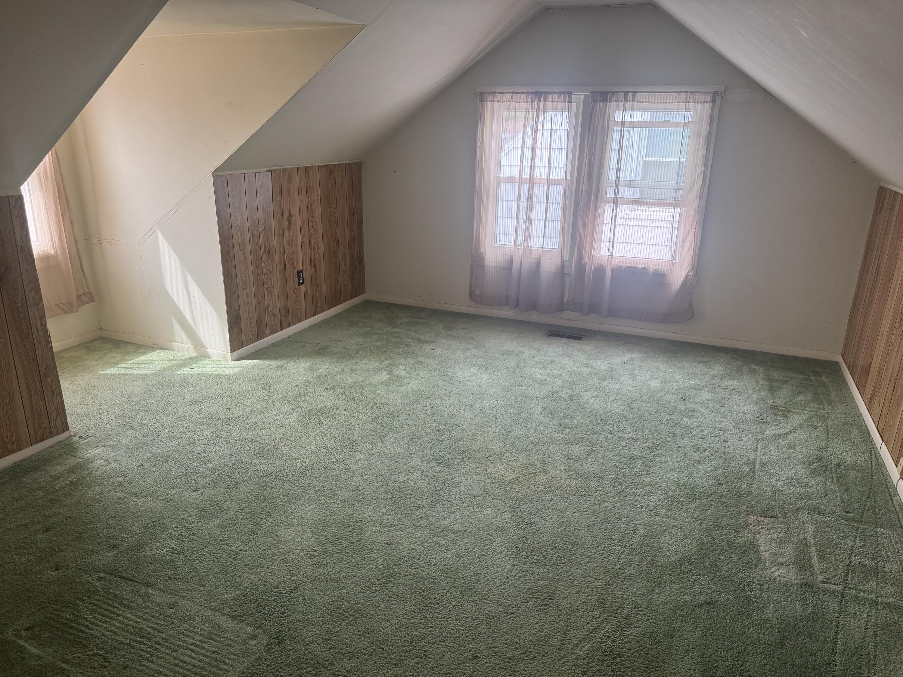 1915 Kenwood Avenue, Springfield, Ohio 45505