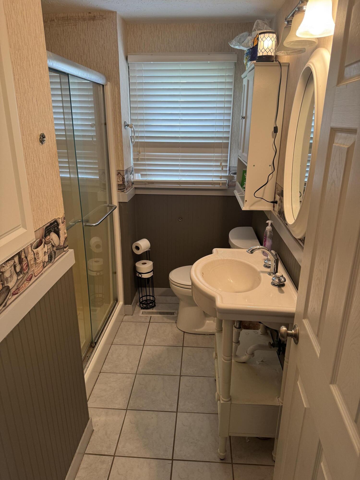 528 Geron Drive, Springfield, Ohio 45505