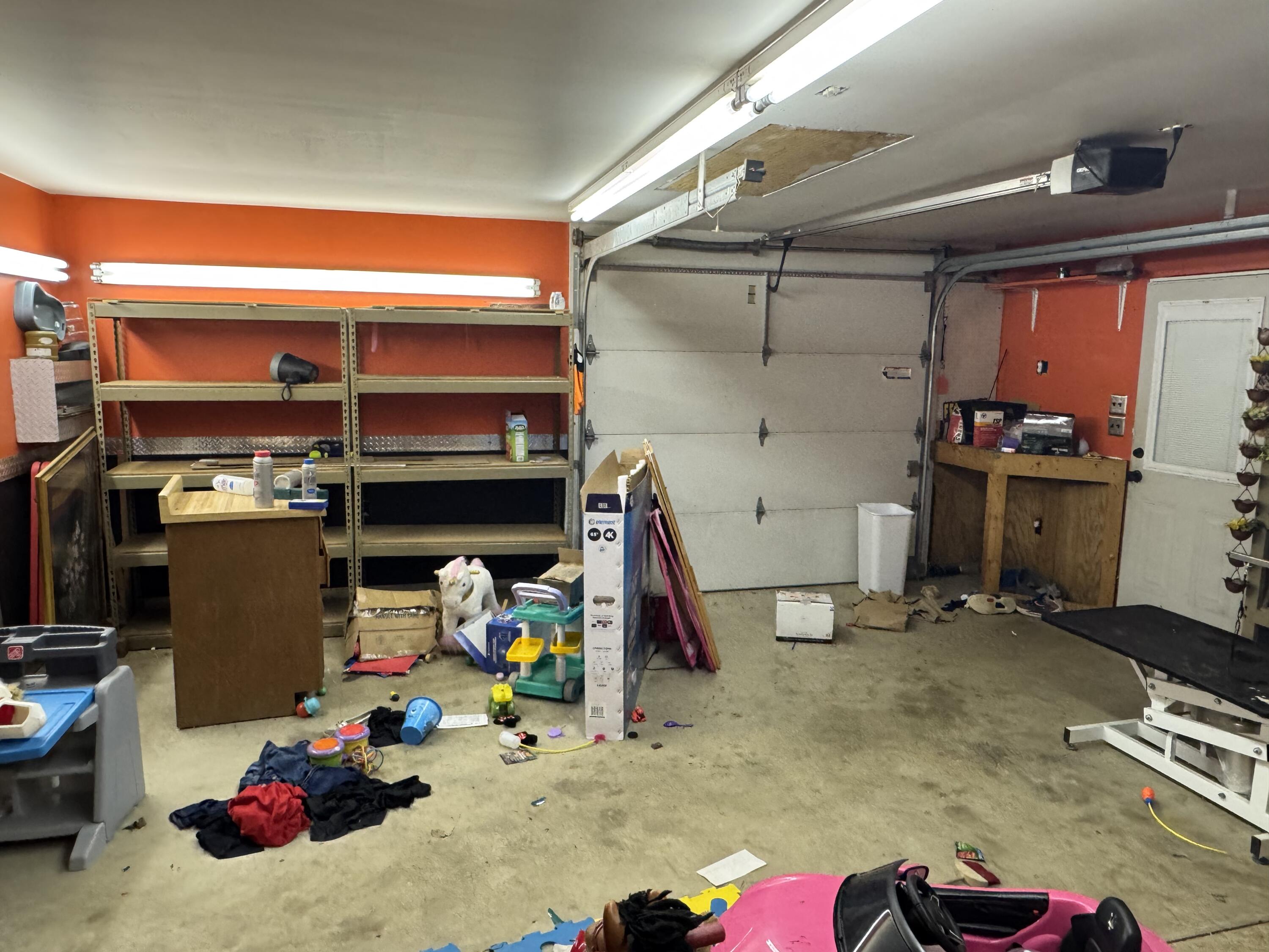 528 Geron Drive, Springfield, Ohio 45505