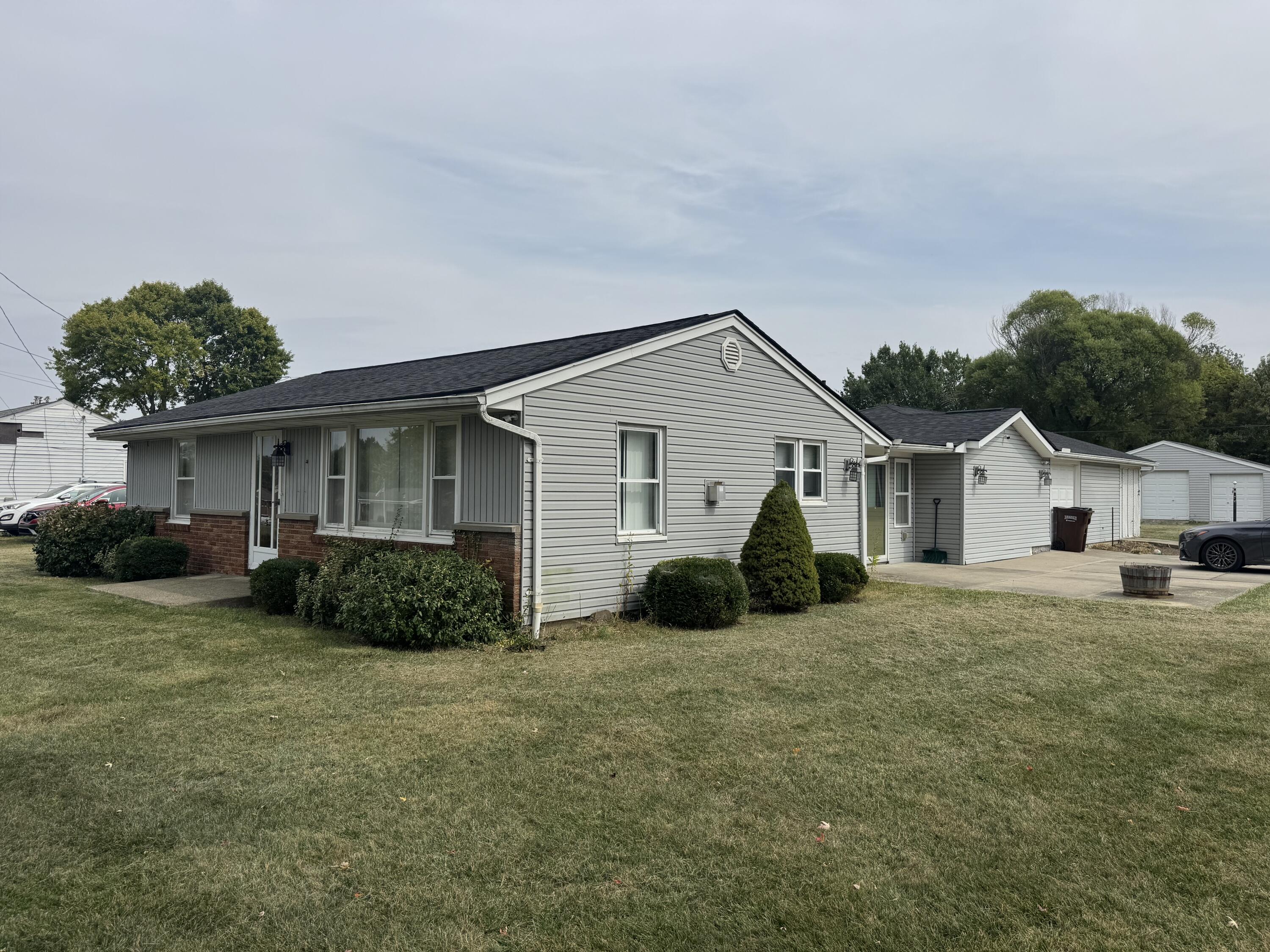 528 Geron Drive, Springfield, Ohio 45505