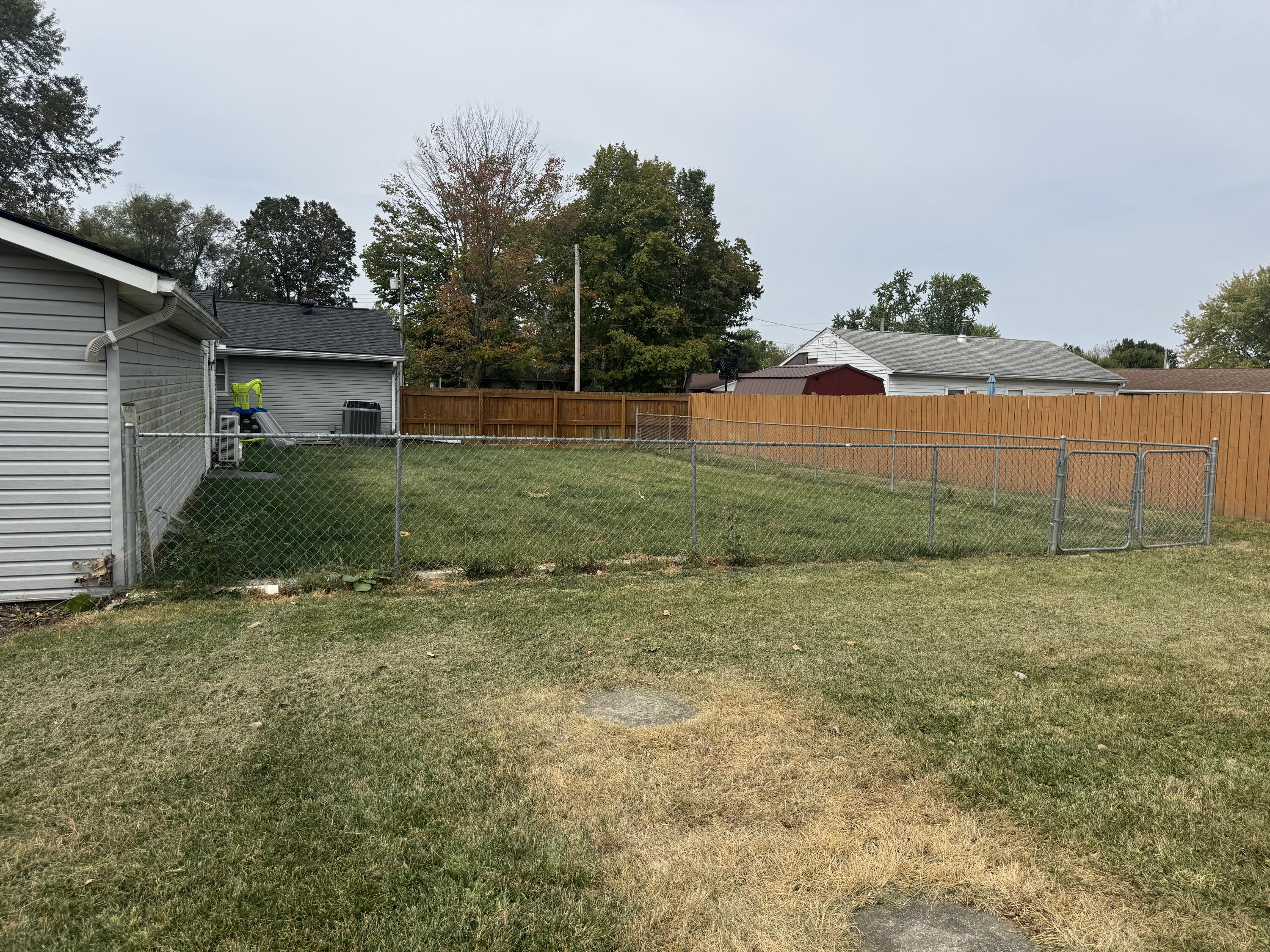 528 Geron Drive, Springfield, Ohio 45505