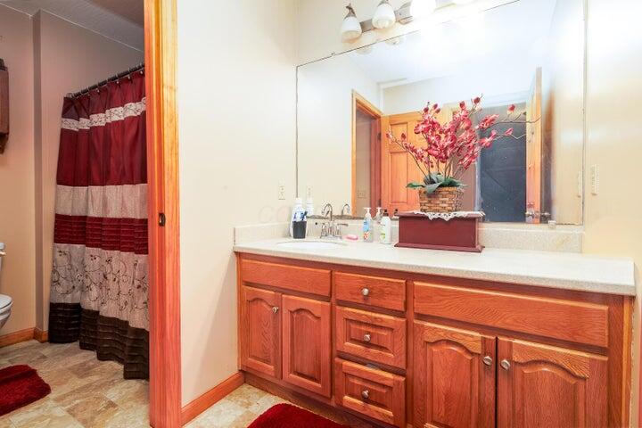 3425 Kropp Road, Grove City, Ohio 43123